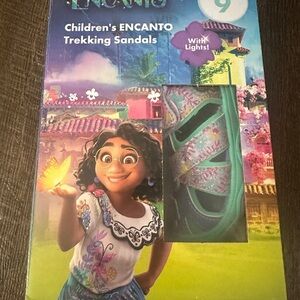 Brand New in Box Children's Encanto Green Trekking Sandals with Lights Size 9